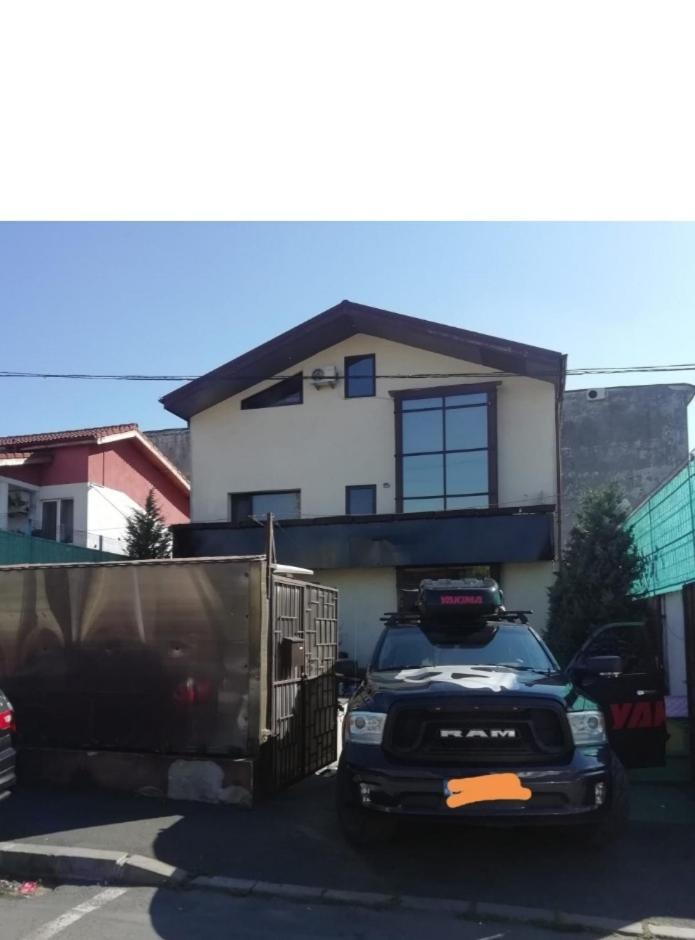 New Spacious Villa! Бухарест Экстерьер фото